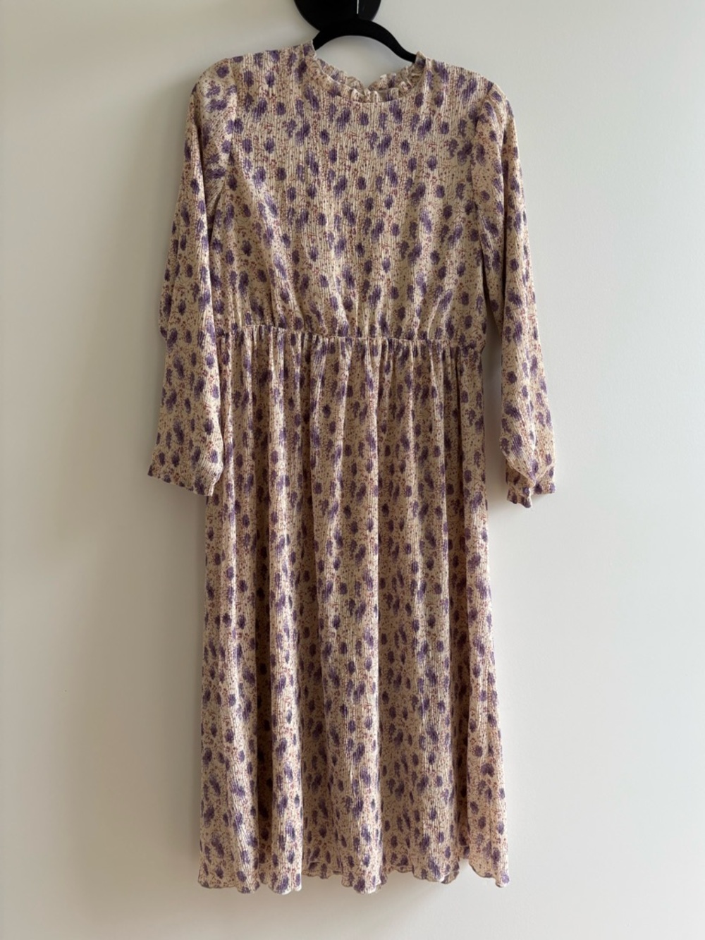 Ava and Lu cream, purple floral dress, ribbed texture ruffled collar long-sleeve